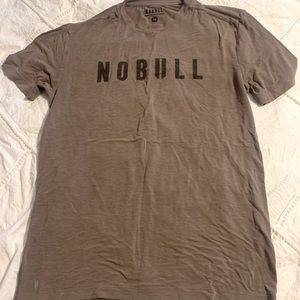 Nobull Medium shirt olive green